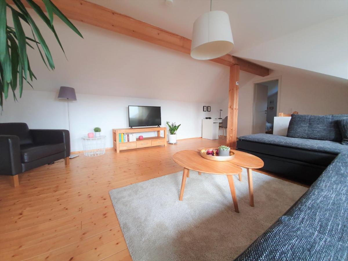 Ferienhaus Heckler Bad Camberg Exteriör bild